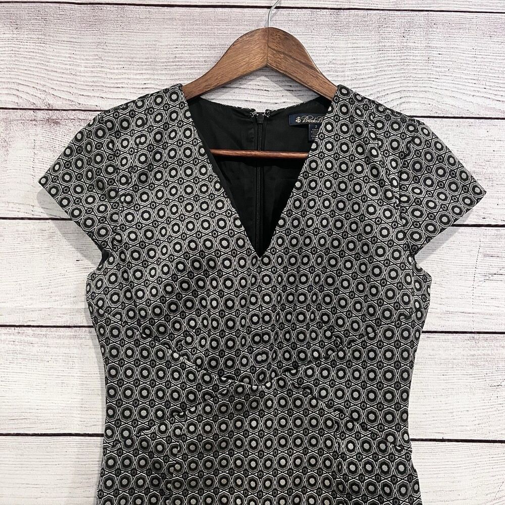 Brooks Brothers Sheath Dress Black Silver Geometric Star Jacguard Size 2 Office - Picture 4 of 11